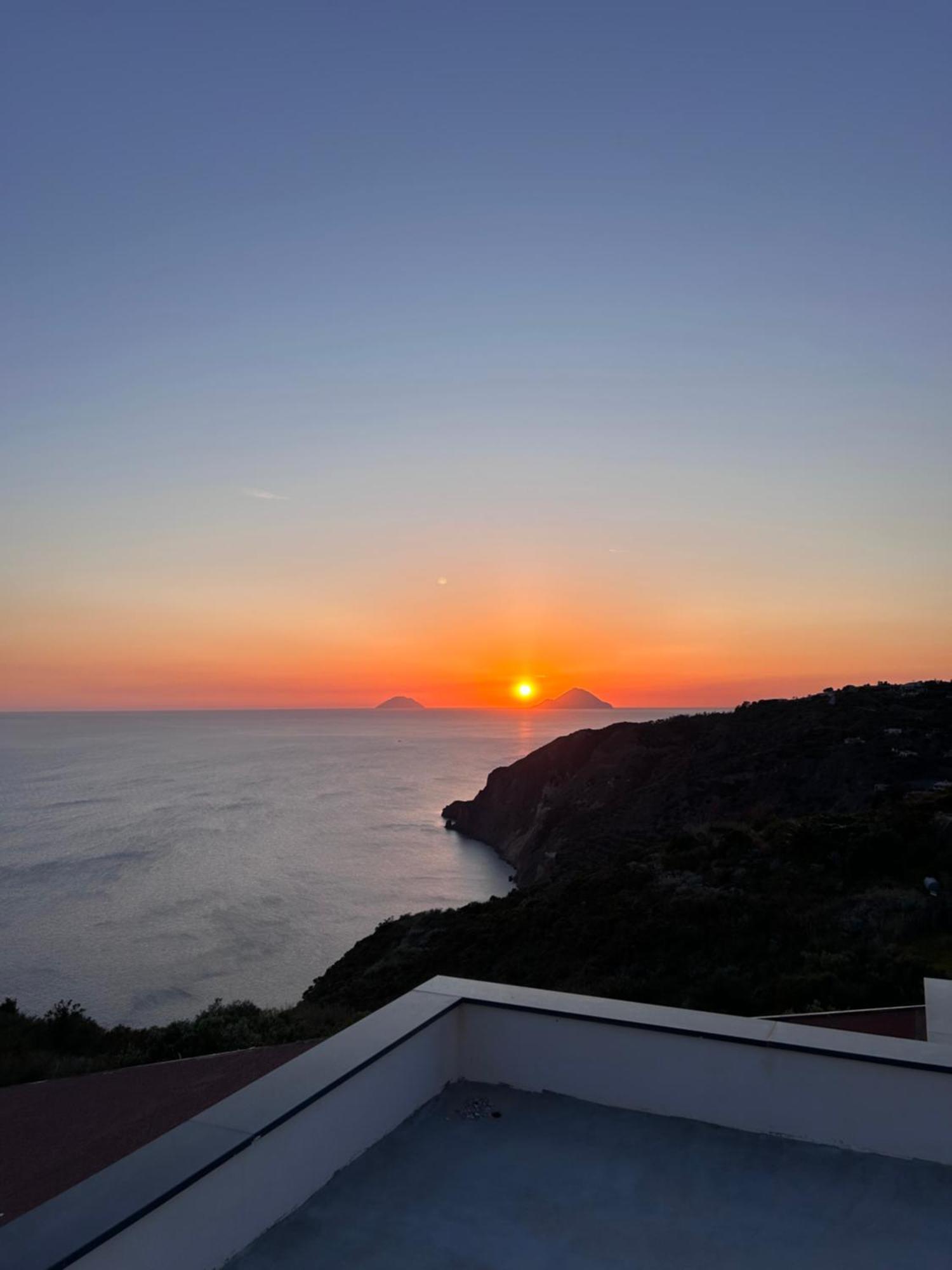 Country Houses Monte Delle Cristule Липари Екстериор снимка